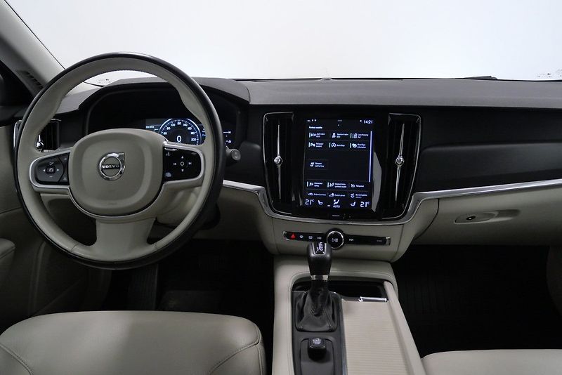 Volvo V90 - fotka 5 z 23