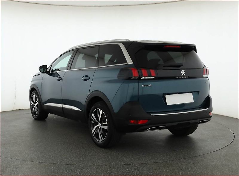 Peugeot 5008 (2019) GT Line 1.5 BlueHDi, Automat - fotka 4 z 19