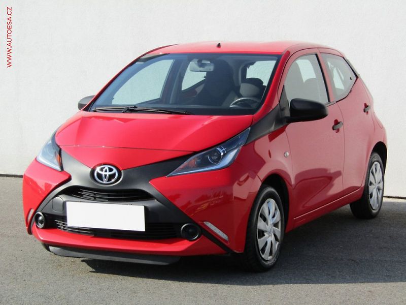 Toyota Aygo (2015) 1.0 - fotka 3 z 3