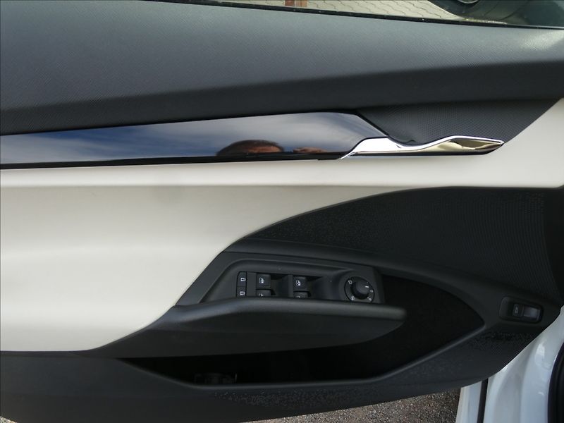 Škoda Enyaq Coupé 85x 210kW Laurin&Klement - fotka 38 z 47