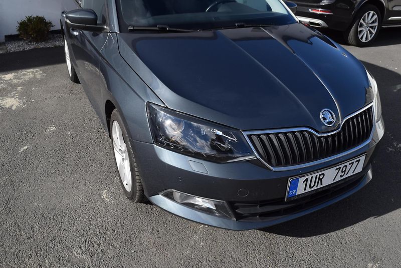 Škoda Fabia (2017) 1.2TSI 81kw DSG JOY NAVI APP - fotka 4 z 41