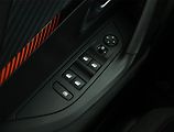 Peugeot 2008 (2023) Active Pack 50 kWh, SoH 98% - náhled 16