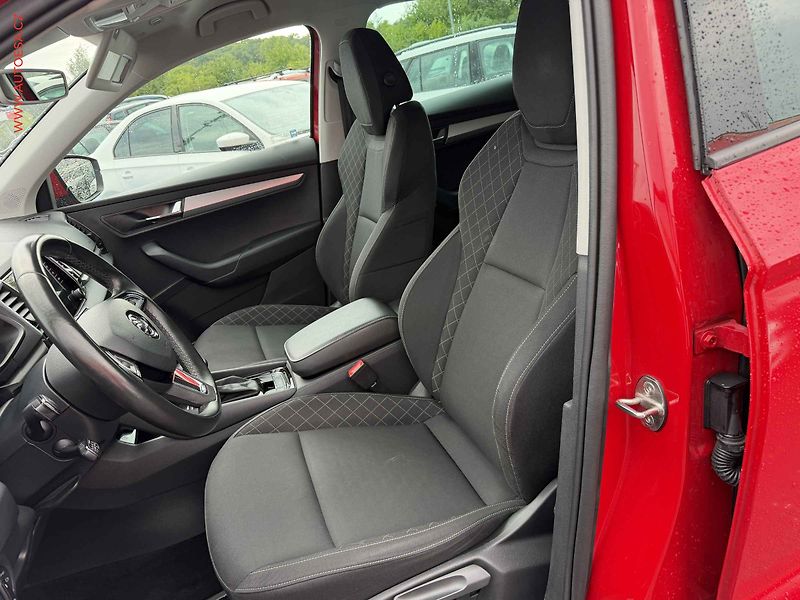 Škoda Karoq (2019) 1.6TDi, Ambition,DSG, navi, - fotka 9 z 17