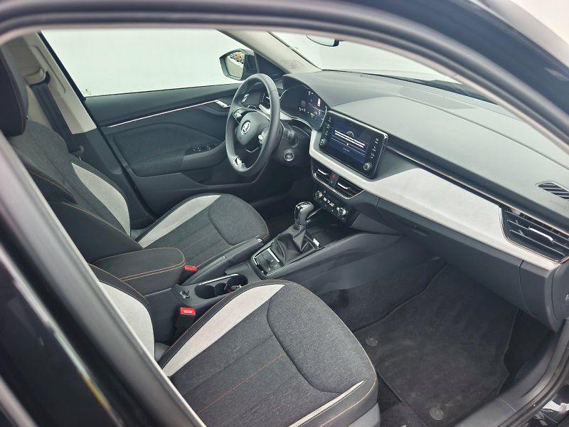 Škoda Kamiq (2024) TOP SELEC TSI 85/1.0 A7F - fotka 9 z 28