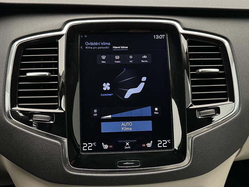 Volvo XC90 D5 AWD INSCRIPTION AUT CZ - fotka 27 z 32