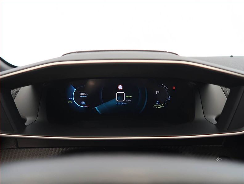 Peugeot 208 (2020) 50 kWh, SoH 84%, Automat - fotka 11 z 26
