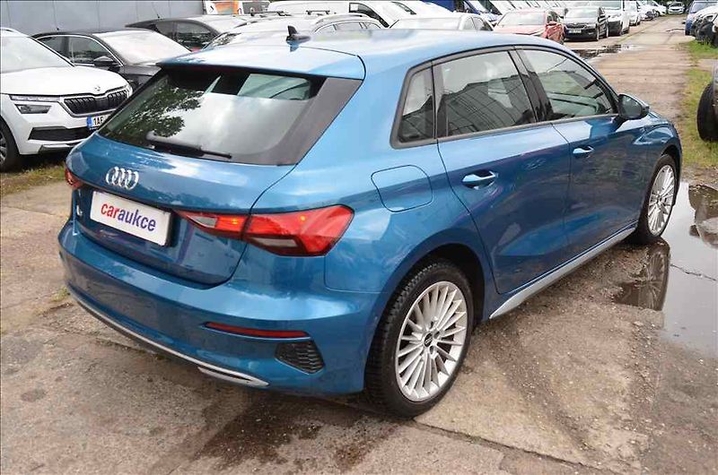 Audi A3 (2021) 1,5 SPORTBACK - fotka 4 z 16