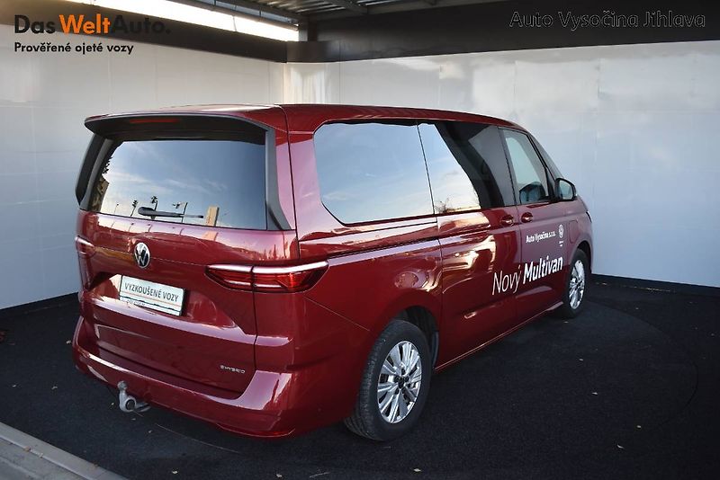 Volkswagen Multivan (2022) 1.4TSI 110kW Hybrid - fotka 2 z 30