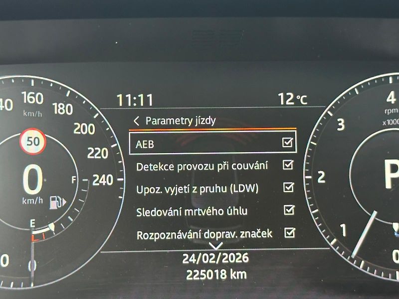 Land Rover Range Rover (2017) 3.0TDV6, 190KW, 360°, SOFT,DPH - fotka 30 z 35