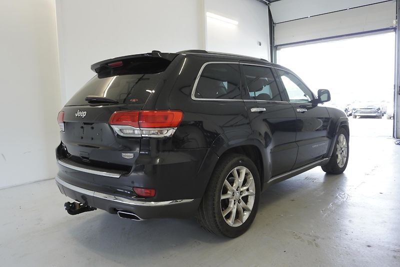 Jeep Grand Cherokee 3,0 MJT V6 4X4 AUTOMAT - fotka 5 z 33