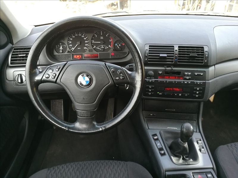 BMW Řada 3 2,0 d 320d - fotka 5 z 19