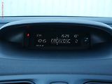 Renault Fluence (2013) 1.6i 16V, ČR, Techno - náhled 19