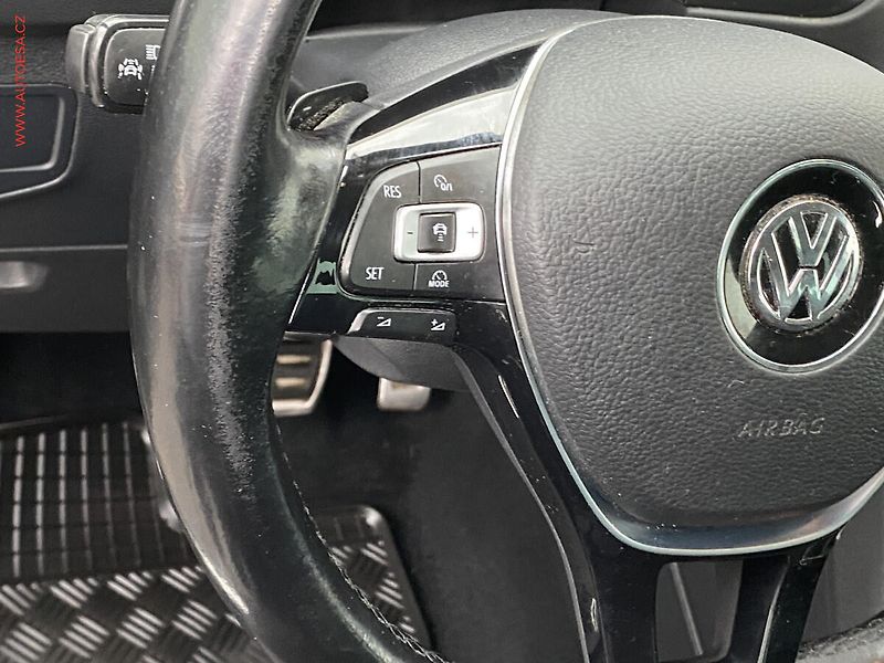 Volkswagen Tiguan (2017) 2.0TDi 4x4, DSG, LED, navi - fotka 14 z 21