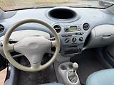 Toyota Yaris 1.0i - náhled 12
