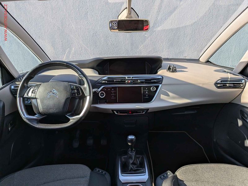 Citroën Grand C4 Picasso (2018) 1.6 HDi, 2.maj,ČR, AC, TZ - fotka 8 z 17