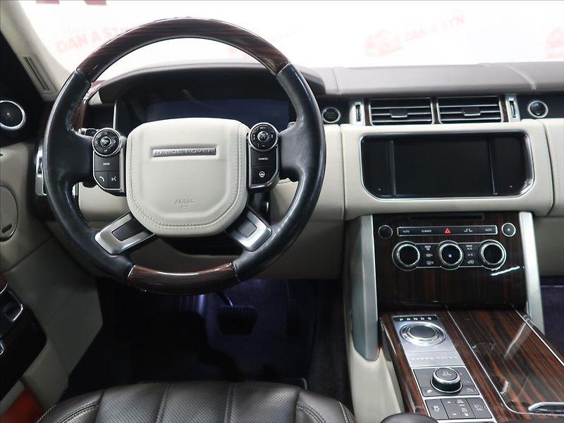 Land Rover Range Rover 4,4 SDV8 Autobiography, Max vý - fotka 30 z 36