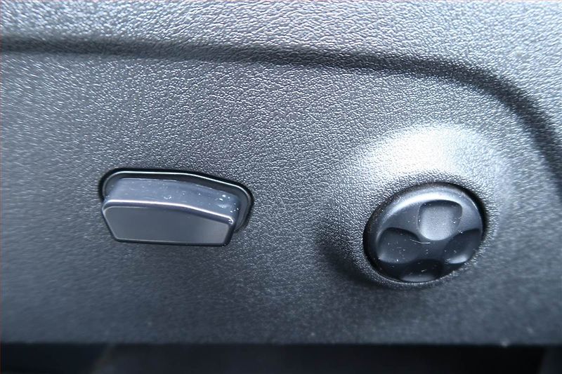 Fiat Freemont (2014) 2.0 MultiJet, 7 míst, Tempomat - fotka 21 z 22