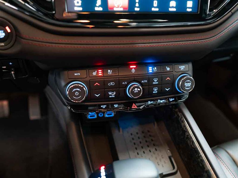 Dodge Durango (2026) 5.7 G/T Premium HEMI V8 - fotka 26 z 39