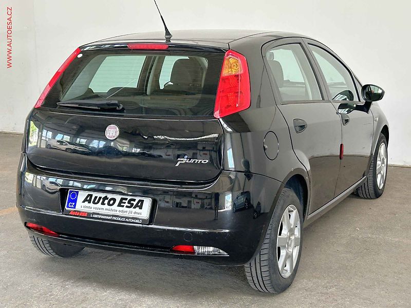 Fiat Punto (2009) 1.4i - fotka 4 z 13