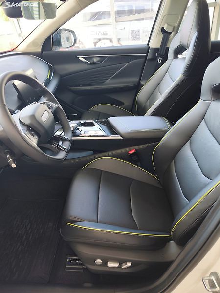 BAIC Ostatní 1.5T 130KW AT All in - fotka 9 z 25