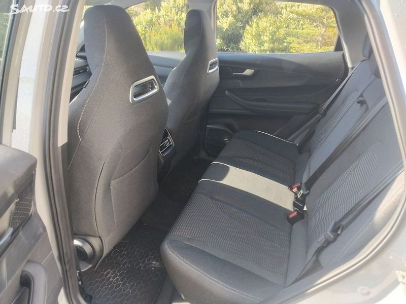 Chery Tiggo 4 HEV (2026) 1,5 HEV Comfort - předváděc - fotka 7 z 11