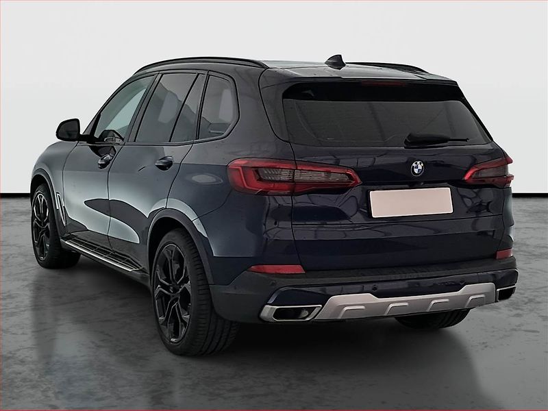 BMW X5 (2019) xDrive30d - fotka 4 z 16