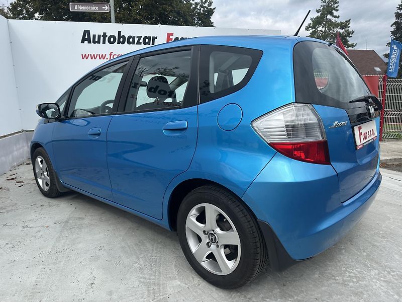 Honda Jazz (2010) 1.4 i-VTEC (73 kW) - fotka 7 z 31