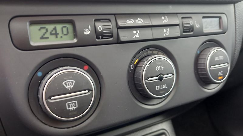 Volkswagen Tiguan (2008) SPORT  1.4 Tsi  4x4    - fotka 13 z 34