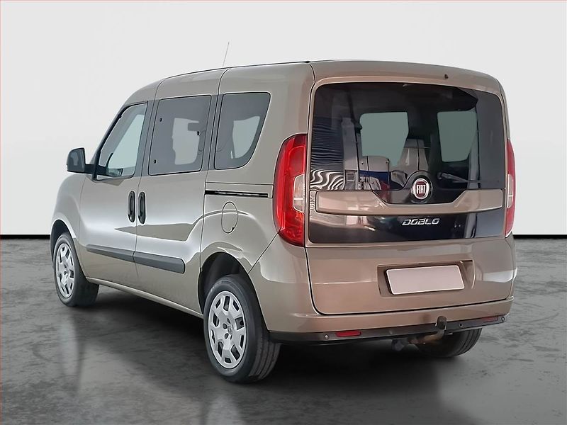 Fiat Dobló (2017) 1.4 T-Jet, 5Míst, ČR, 1Maj - fotka 4 z 16