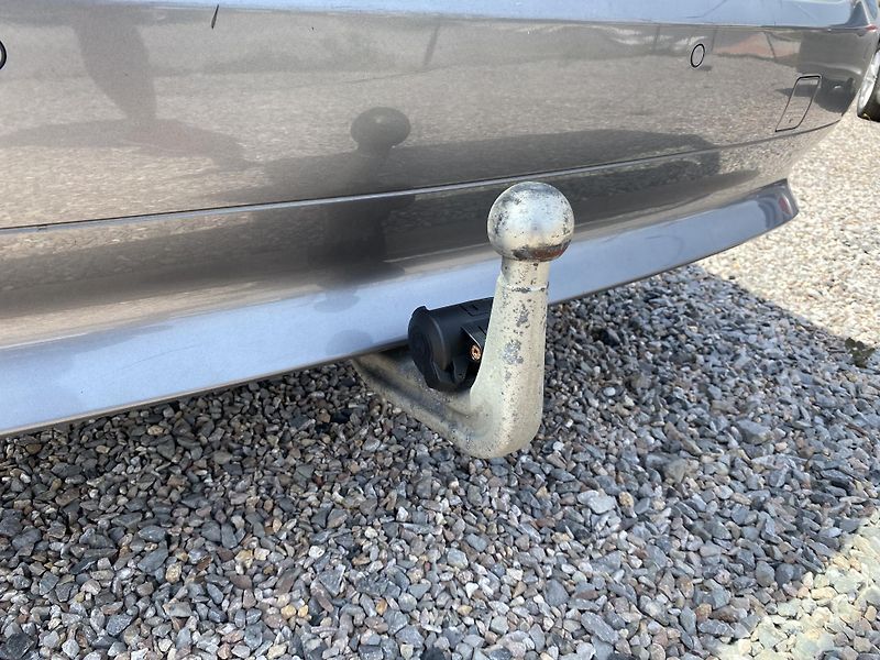 BMW Řada 5 (2008) 2.0D,PLNÝ SERVIS,2SADY ALU - fotka 24 z 52