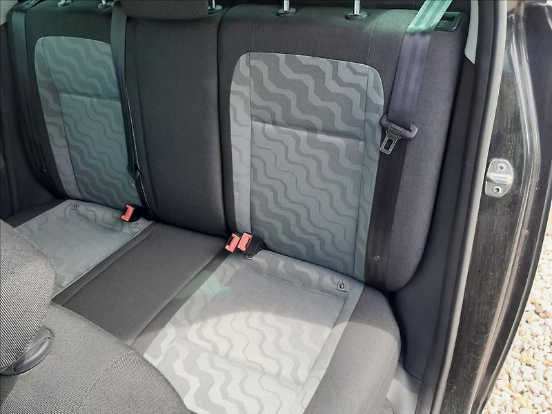 Škoda Fabia II 1.2 i 51kW KOMBI - fotka 21 z 53