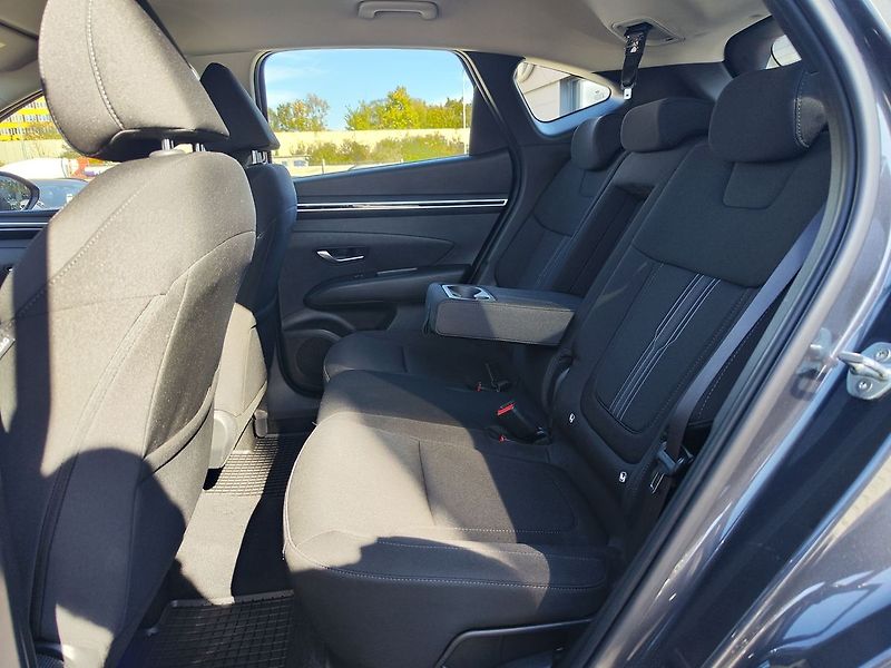 Hyundai Tucson 1.6 T-GDI/110kW Comfort - fotka 10 z 31