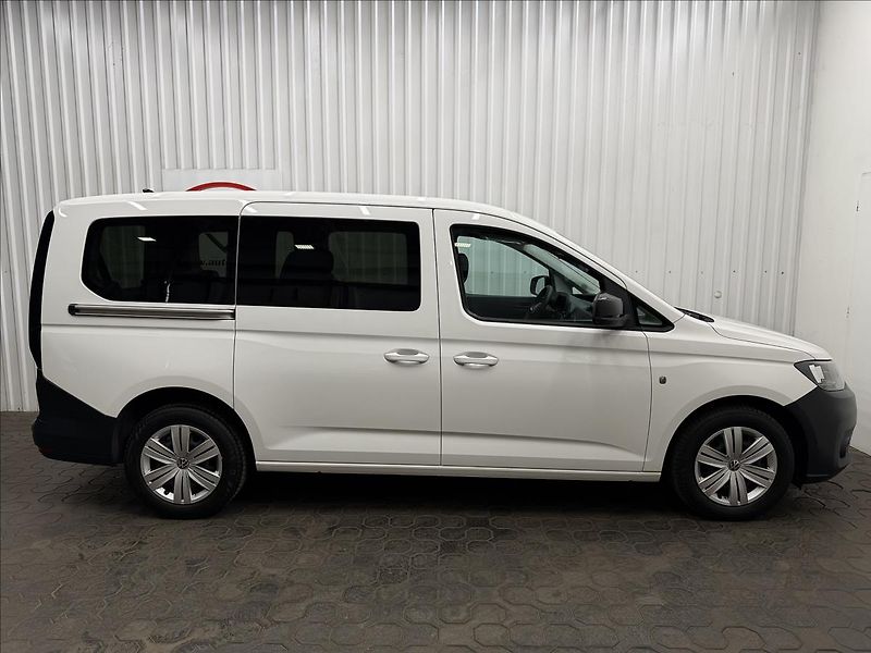 Volkswagen Caddy MAXI 1.5TSI 7MÍST 1.MAJITEL - fotka 10 z 37