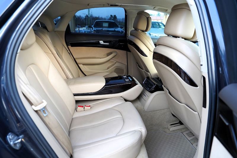 Audi A8 3.0 TDI Quattro/Tiptr./Matrix - fotka 33 z 48
