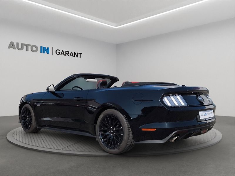 Ford Mustang (2017) Convertible GT 5.0 V8 310kW, Č - fotka 7 z 30