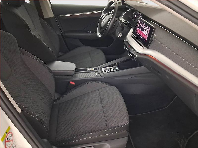 Škoda Octavia (2022) Style 2.0 TDI, Automat, ČR - fotka 9 z 23