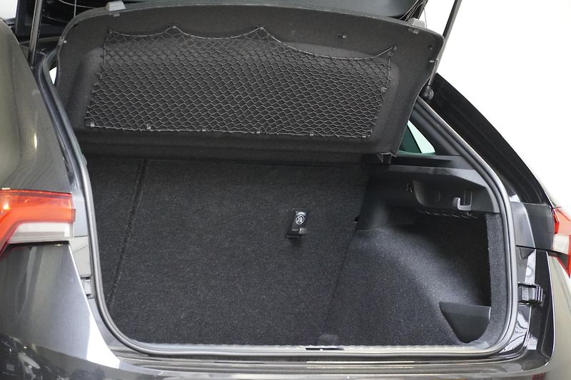 Škoda Scala 1.0TSI 81kW,1MAJ,ČR,KAMERA,TAŽ - fotka 9 z 32
