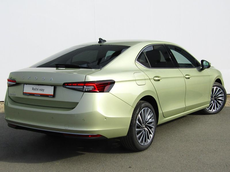 Škoda Superb (2026) L&K 2.0 TDI 110 kW DSG - fotka 2 z 30