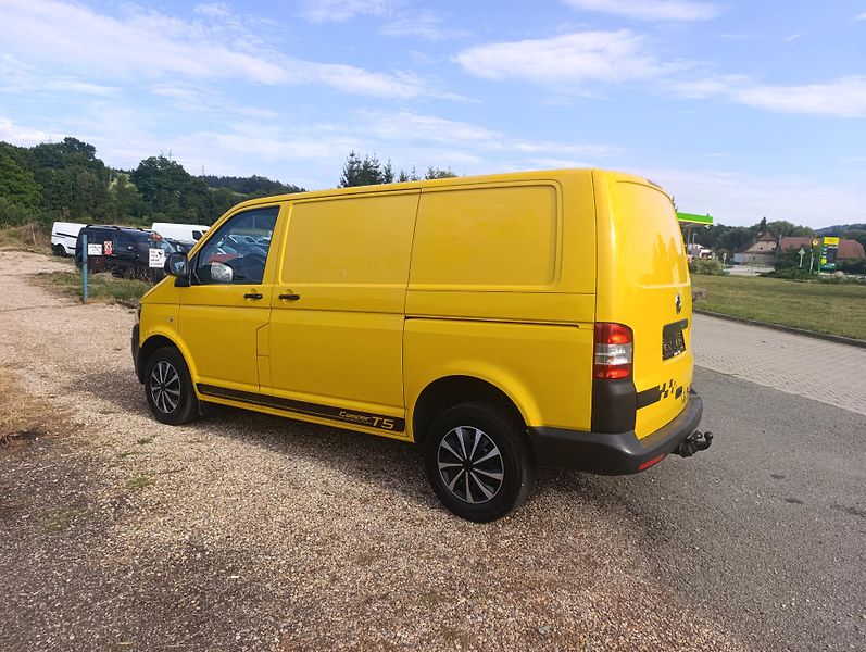 Volkswagen Transporter (2015) 2.0 TDi 84kw tažné 2x b.dv DPH - fotka 3 z 21