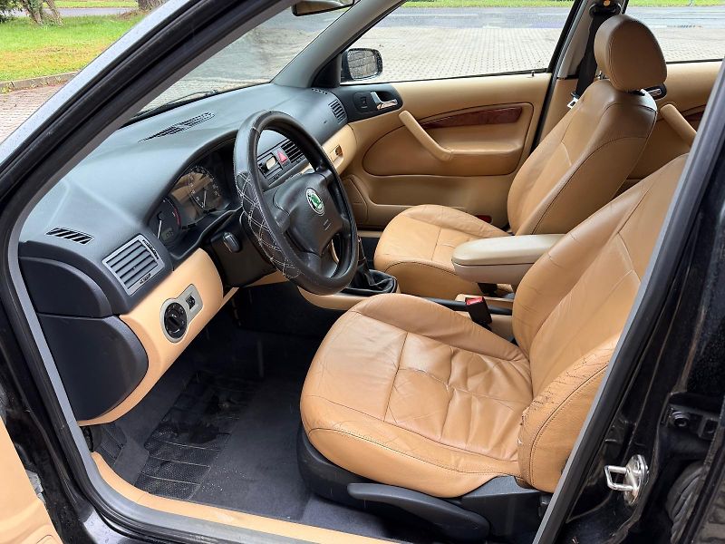 Škoda Octavia 1,9 TDI / 81 kW / + alu kola  - fotka 10 z 21