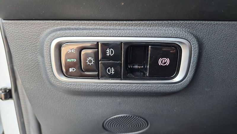 Omoda 5 1.6TGDI 7DCT PREMIUM 108kw - fotka 24 z 29