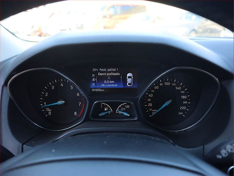 Ford Focus (2015) 1.0 EcoBoost, Serv.kniha - fotka 11 z 18