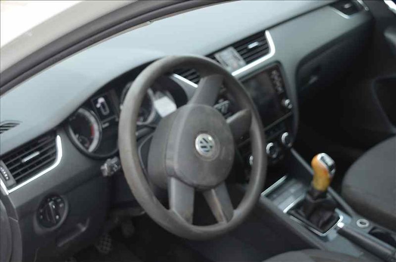 Škoda Octavia (2017) COMBI III. 1,6 TDI - fotka 21 z 26