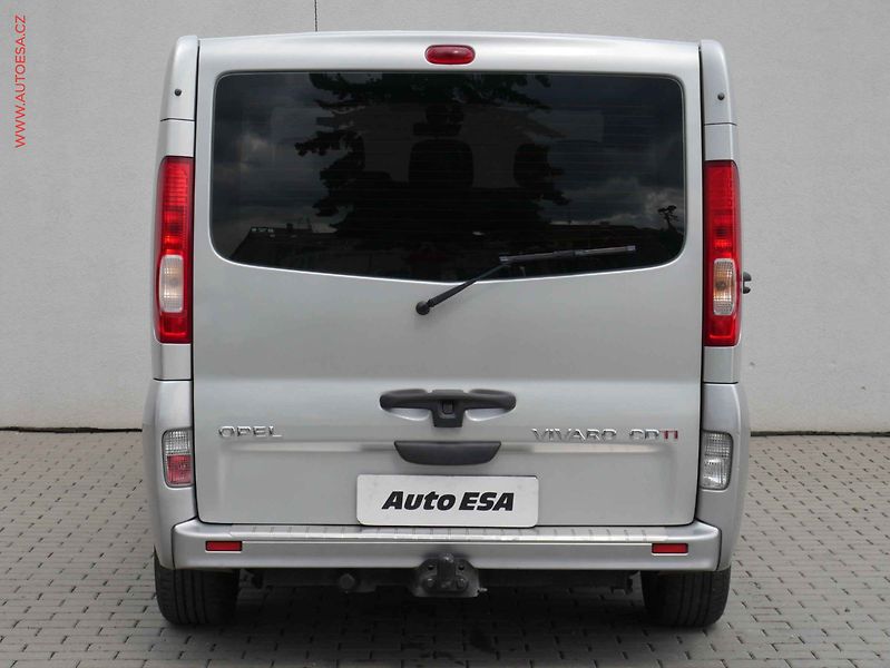 Opel Vivaro (2008) 2.0CDTi 5míst, ČR, AC - fotka 5 z 15