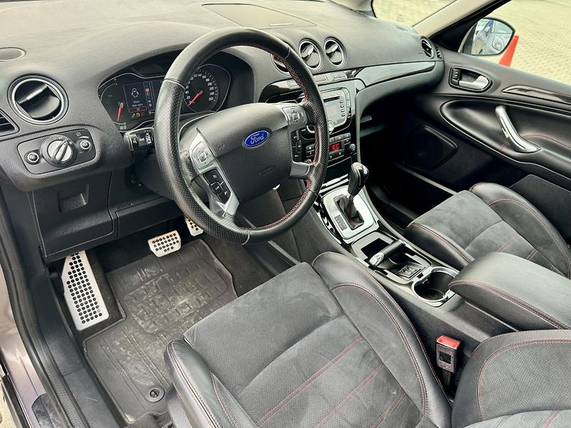 Ford S-MAX (2012) 2.2 TDCi TITANIUM S 7 MÍST - fotka 10 z 15