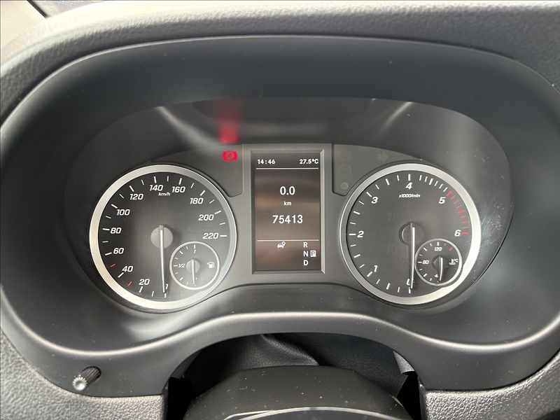Mercedes-Benz Vito 2,0 116CDI Tourer 4M,CZ - fotka 10 z 15