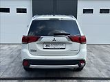 Mitsubishi Outlander 2,0 150PS  Intense A/T 4x4 - náhled 8
