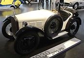 BMW 3/15 byl vůbec první roadster, který tato značka vyráběla. Šlo o licenci Austin. Celkem těchto auto, které poháněl čtyřválec s výkonem 18 koní, vzniklo 150