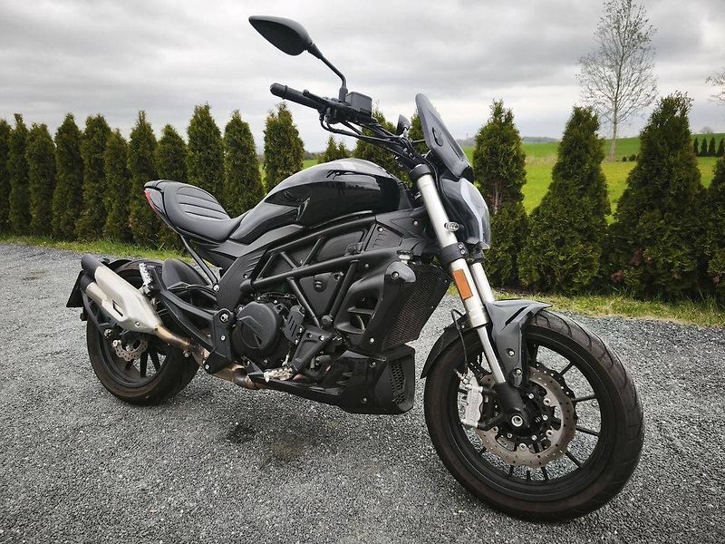 Benelli 502c (2023) - fotka 2 z 8