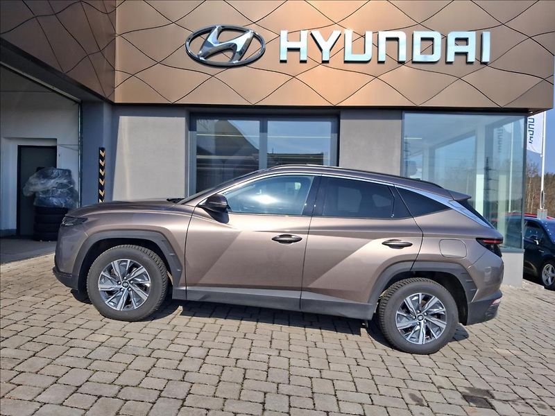 Hyundai Tucson 1,6 CRDi Smart - fotka 3 z 16